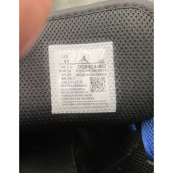 Air Jordan 1 Mid GS Royal /Black/White Size 4 Youth~New W/ Box~ - Picture 7 of 7